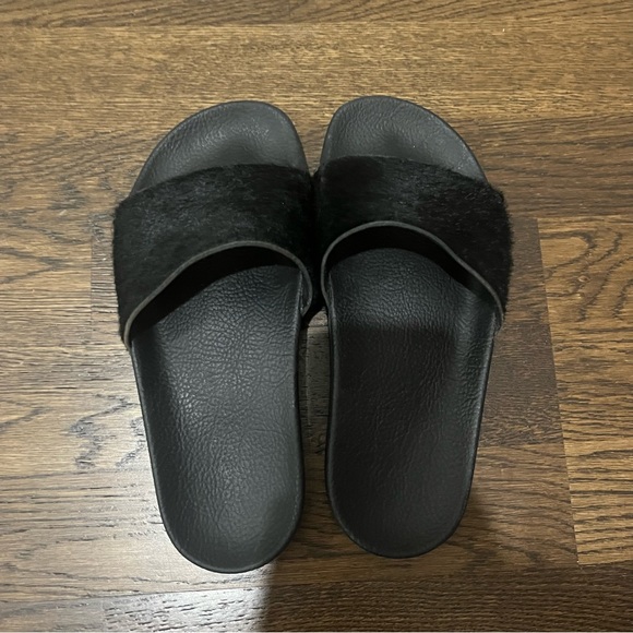 Adidas Adilette Pony Hair Flat Slider Sandals Black - Picture 5 of 6